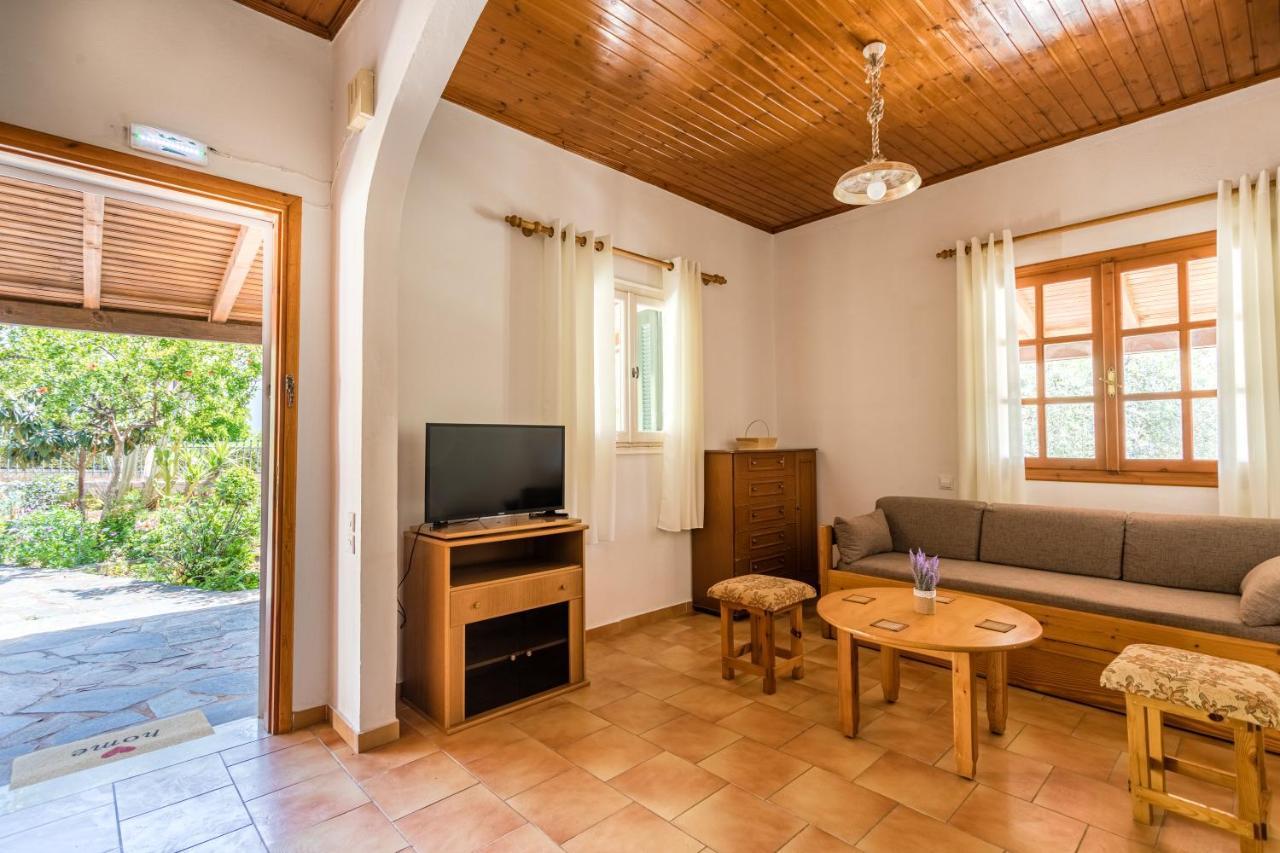 Stoúpa Sophia'S Apartment מראה חיצוני תמונה