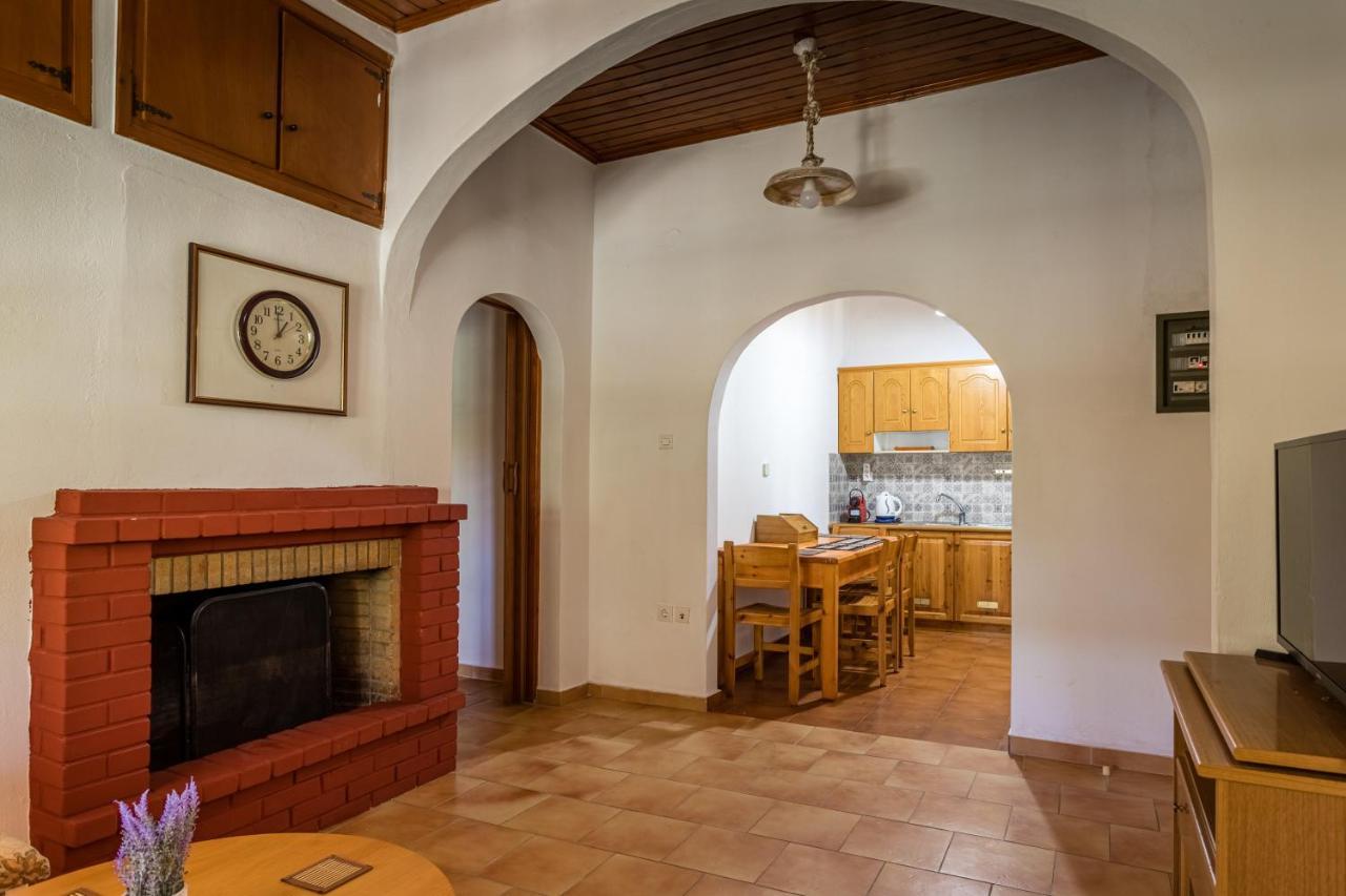 Stoúpa Sophia'S Apartment מראה חיצוני תמונה